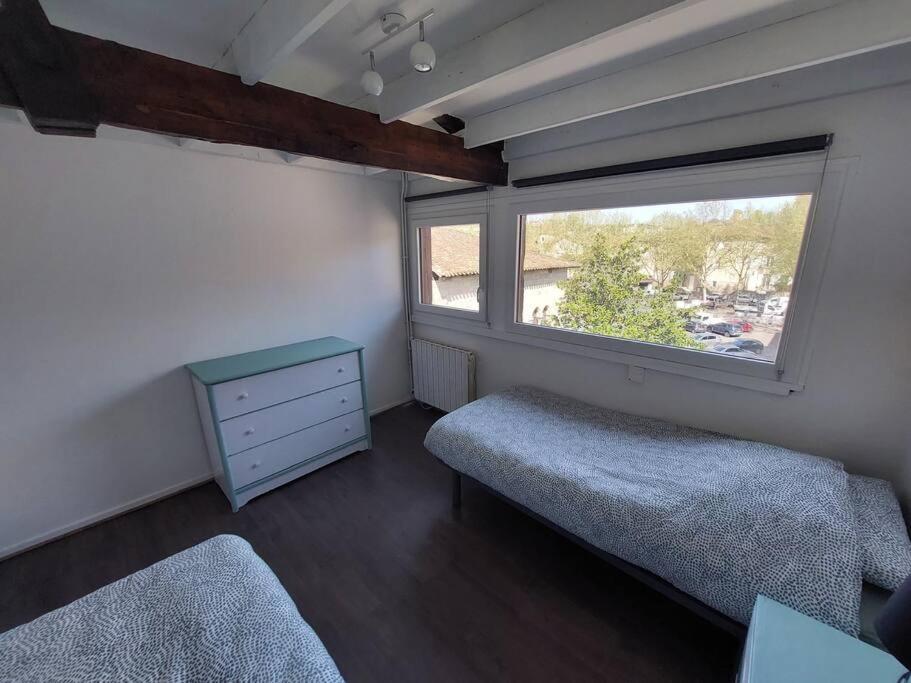 Appartement Appt Lumineux, Vue Place Vival *